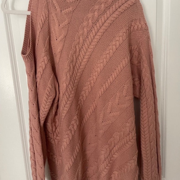 BCBGMAXAZRIA Cable Knit Cutout Turtleneck Sweater – Dusty Rose – Size M – NWT - Picture 3 of 4